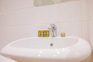 Gorgeous 3 B edroom Home in Little Venice