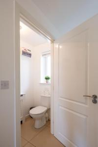 Cozy Glam Patchway Garden House Sleep 9 Mid-Long Term Welcome