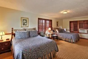 The Dillard House - Rabun Gap