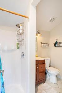 Sunny Westport Studio Apt. Above Historic Mill