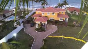 Ocean Siesta - Gaspar Hernández