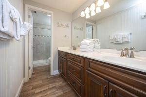 Phoenix X 1107 condo