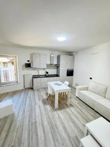 Old Town Top Apartment Biella Centro - Chiavazza