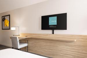 Deluxe Room, 2 Doubles, Strip View, Non-Smoking room in The LINQ Hotel and Casino
