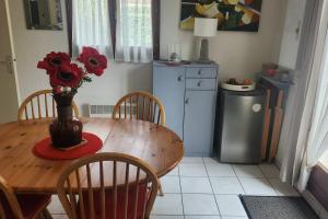 House with garden and barbecue in Cabourg