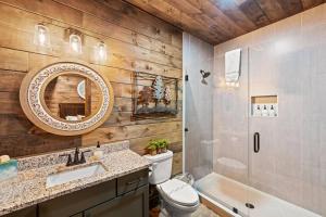 Excellent View Arcade Pool Theater Spa Resort Fun