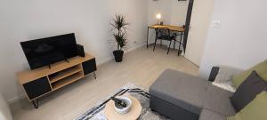 "Modern Cosy" Hyper centre