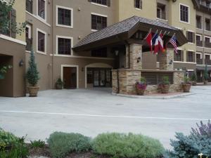 Ascent 206 by East West Hospitality