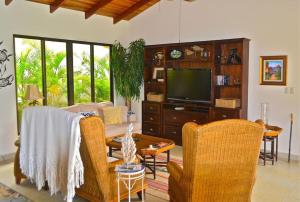 Peaceful and Private Villa