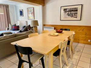 Central Morzine, Spacious 2 Bedroom Family Apartment