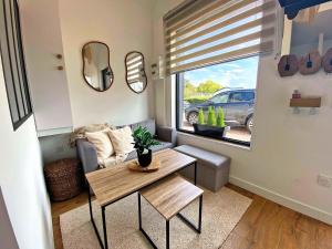 Appartements Studio premium, a 50m du Lac d-Ardres avec terrasse : photos des chambres