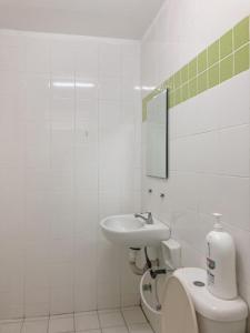 NR Crescent Homestay