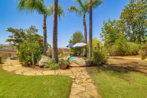 Pet-Friendly Riverside Retreat w Private Spa!
