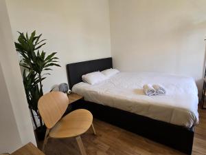 NERO studio confort tt équipé! Paris Villejuif métro 7 et 14