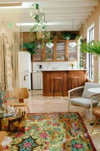 Hotel Novacancy - إندبيندينس