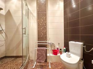 3 pièces 100m2 balcon centre juan 2 pas des plages