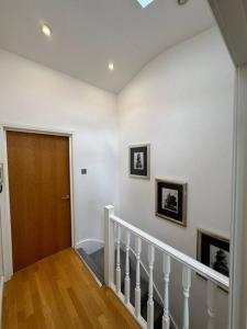 Two BR Flat 5 mins walk from London Eye G96