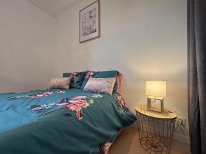 Maisons de vacances Gite tout inclus avec jardin et ping-pong, proche A20 - FR-1-591-615 : photos des chambres