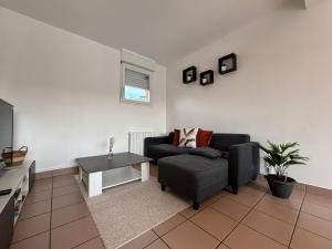 Maisons de vacances Gite tout inclus avec jardin et ping-pong, proche A20 - FR-1-591-615 : photos des chambres