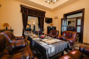 IRIS BOUTIQUE - 4Star Bed & Breakfast Residence in Vatra Dornei