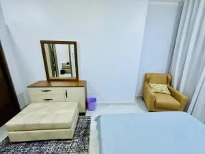 Abbady tower , streat Modyryat Al AMN, Gazirat Al Awameyah, Luxor, - El Bayâdîya