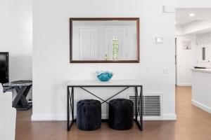 Desert Flower- Country Club Condo Pool & Spa