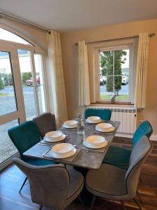 10 Killarney Holiday Village