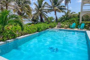 D1 at Blue Water Beach Villas