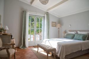 B&B / Chambres d'hotes Les Apiers, chambre d-hotes de charme a Carces : photos des chambres