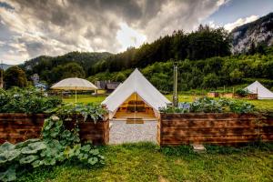 Wild Glamping in the Vienna Alps