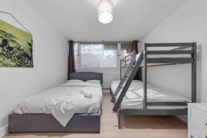 Sleep14 in Victoria London 43VPR