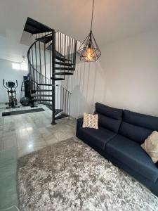 Historical centre! private TERRACE & GYM-near public parking