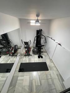 Historical centre! private TERRACE & GYM-near public parking