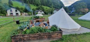 Wild Glamping in the Vienna Alps