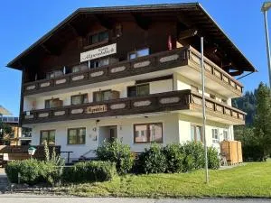 Lutz Alpenblick B&B - Kappl