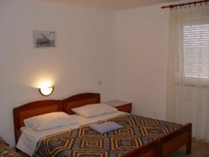 Two-Bedroom Apartment in Pula II