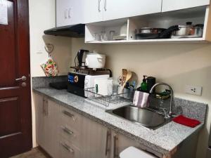 Condo in Silang Fullerton Suites - near tagaytay and nuvali