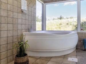 14 person holiday home in Blokhus-By Traum