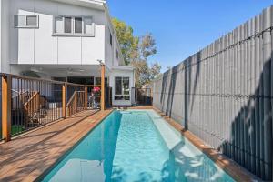 2 - 8 Pandanus, Beautiful townhouse walking distance to beach