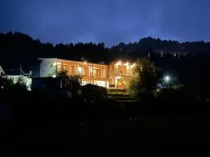 Lifessenza Homestay - Чамба
