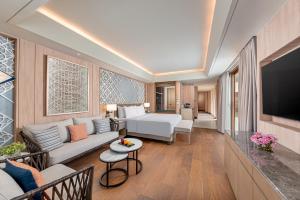 Henann Premier Coast Resort