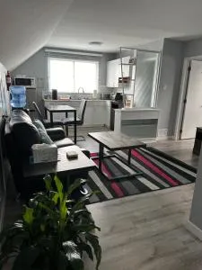 Spotless 2 Bedrooms Suite 2 in Winnipeg - Kildonan