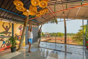 Whoopers Boutique Hotel Morjim