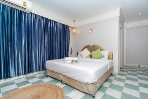 Patong Social Hotel & Restaurant