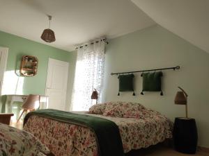 Maisons d'hotes Le Logis du Livier : photos des chambres