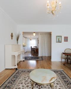 Kaunas Lampedziai lakeside