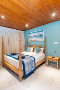 Ocean Gateway Dickwella