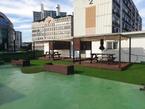 Cheongryangri Zebra Cinema & Rooftop