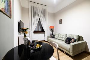 Old Town AC apartments Main Raiway Station