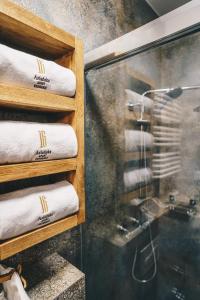 Old Town AC apartments Main Raiway Station